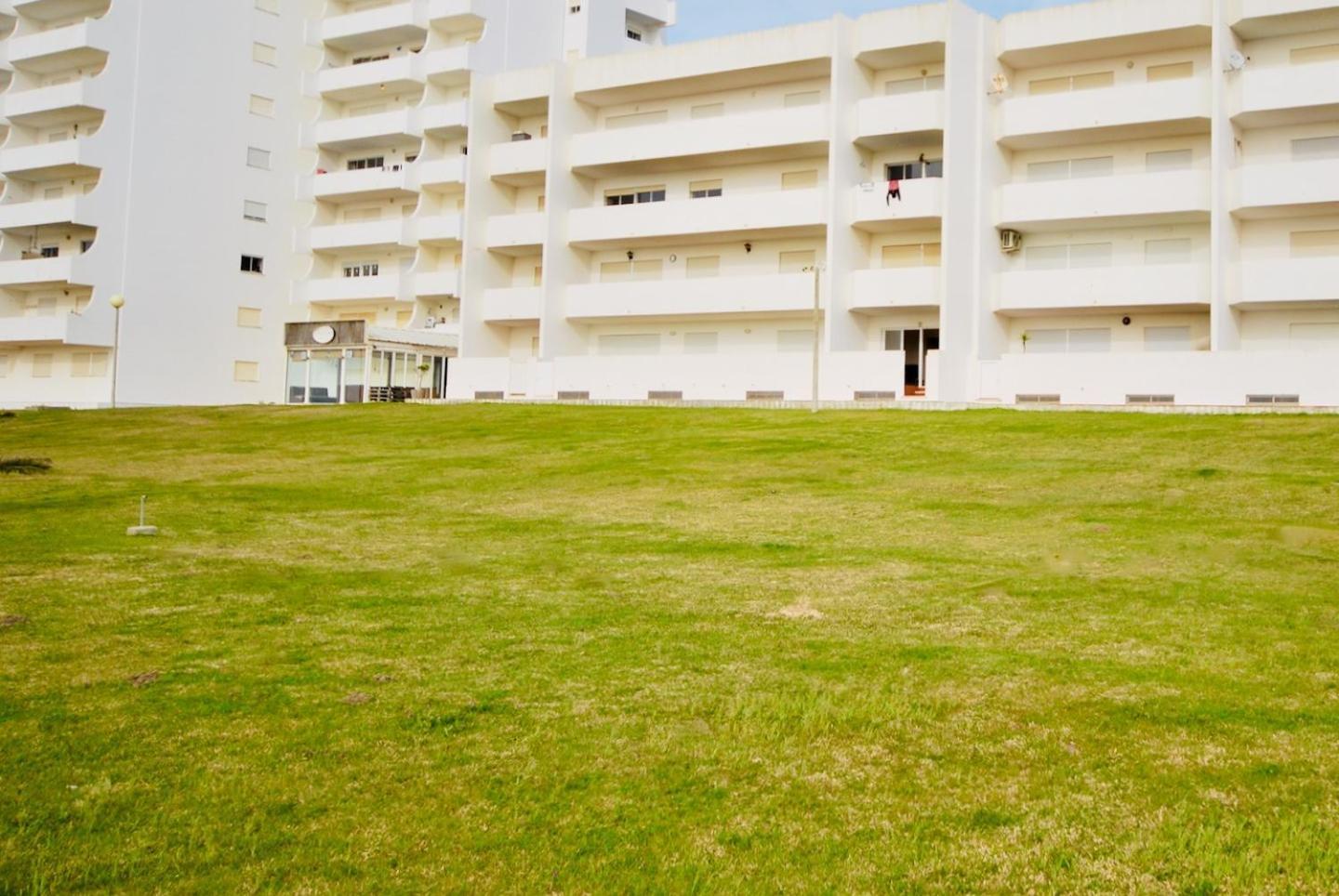 Apartamento Luciana - Beachside, Balcony, Sunset View Ferrel  Exteriér fotografie